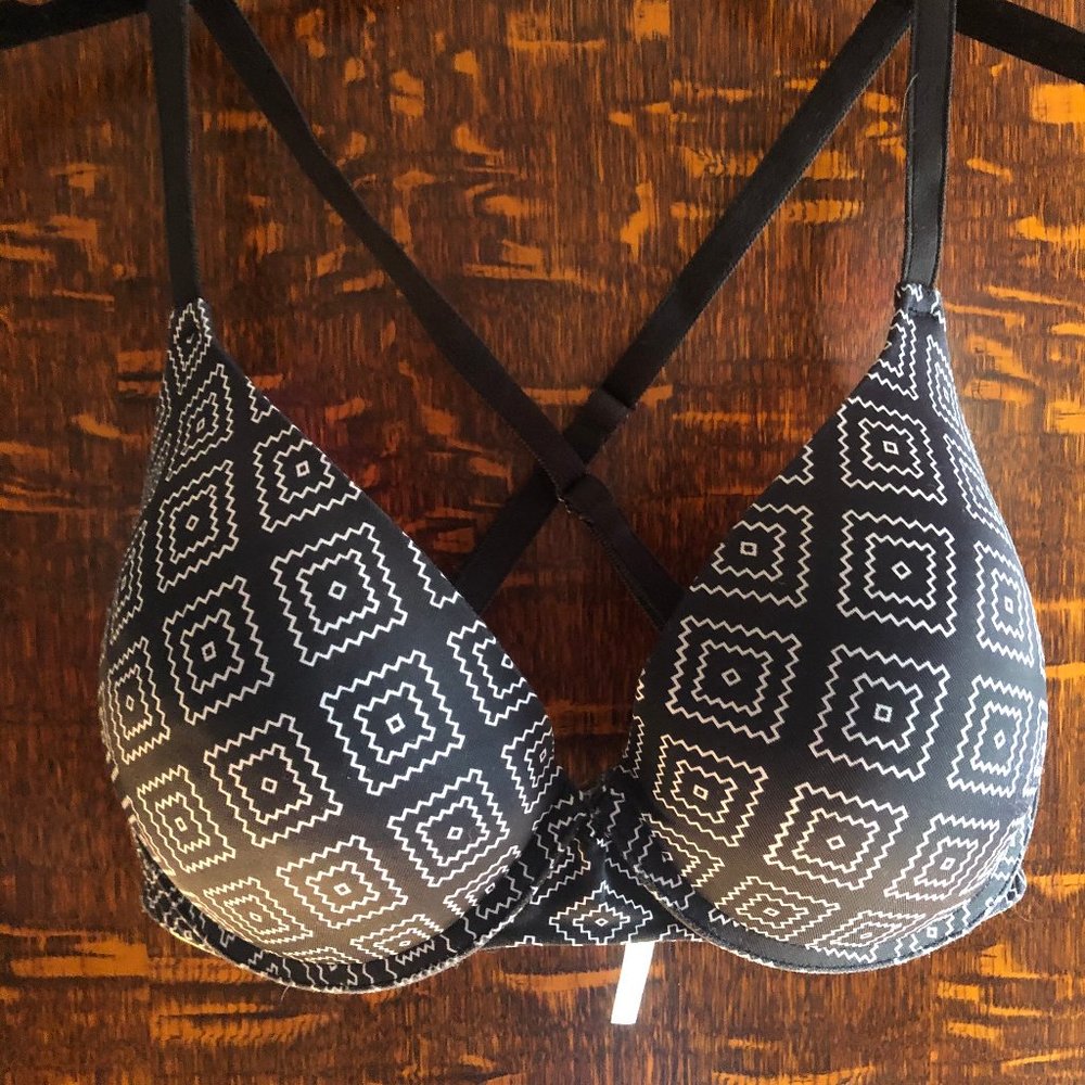Bra 34DD black Victoria Secret